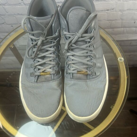 ✨ Nike Air Jordan Westbrook 0 Sneakers - Men’s, Cool Gray, Size 11, Mid-Top 2015 - Picture 2 of 6